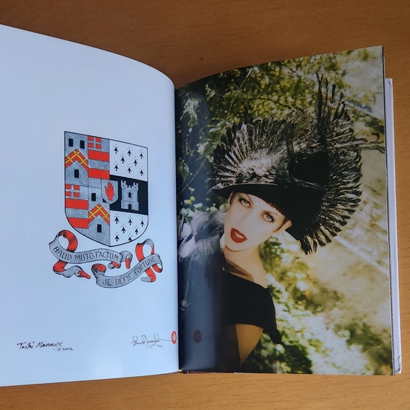 Assouline – Philip Treacy (2002) - Picture 11 of 16